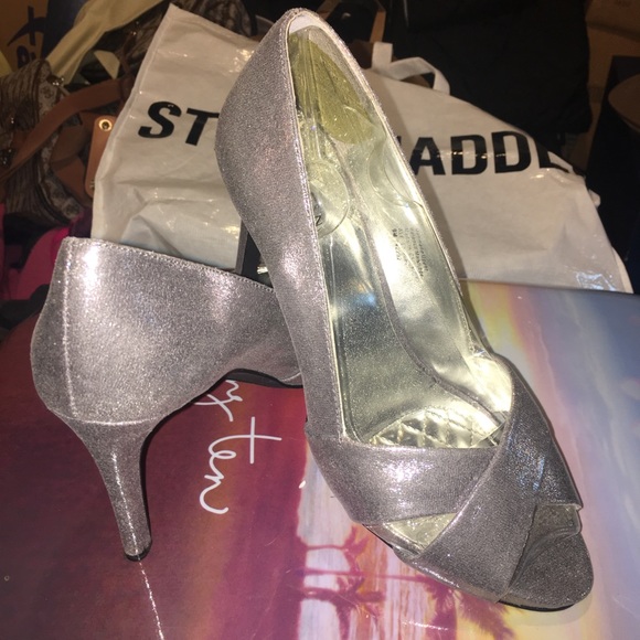 Heels - Picture 6 of 8